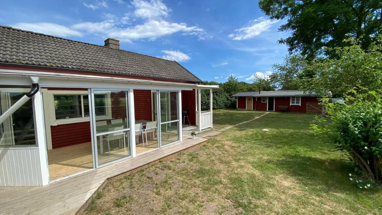 Charmig, Nyrenoverat Och Fullt Utrustad Stuga. Anpassad Foer Hundar, Naera Till Naturen Och Havet. Gangavstand Till Golfbana. Kalmar Exterior photo