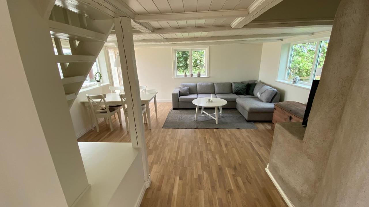 Charmig, Nyrenoverat Och Fullt Utrustad Stuga. Anpassad Foer Hundar, Naera Till Naturen Och Havet. Gangavstand Till Golfbana. Kalmar Exterior photo